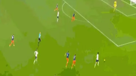 大乐透期号专家推荐：布莱顿送分可能性分析